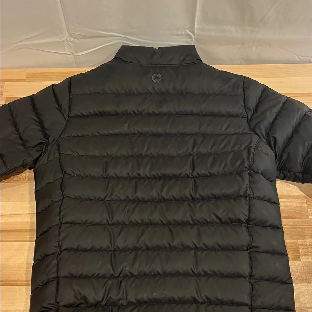 Marmot Youth Large, Black Puffer Jacket 700 Fill - Picture 8 of 8